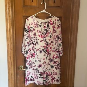 Women’s 3/4 sleeve sheath dress (cream/white&pink/purple floral, size small/4)